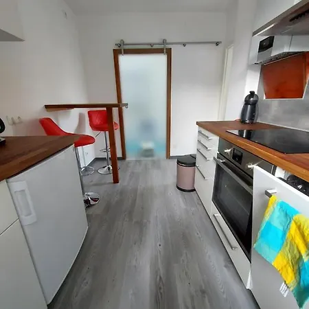 Apartment Paul Hille *
